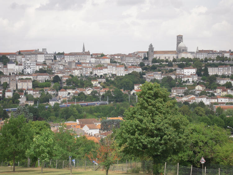 Grand Angoulême va plus vite et plus loin que la loi Climat et Résilience